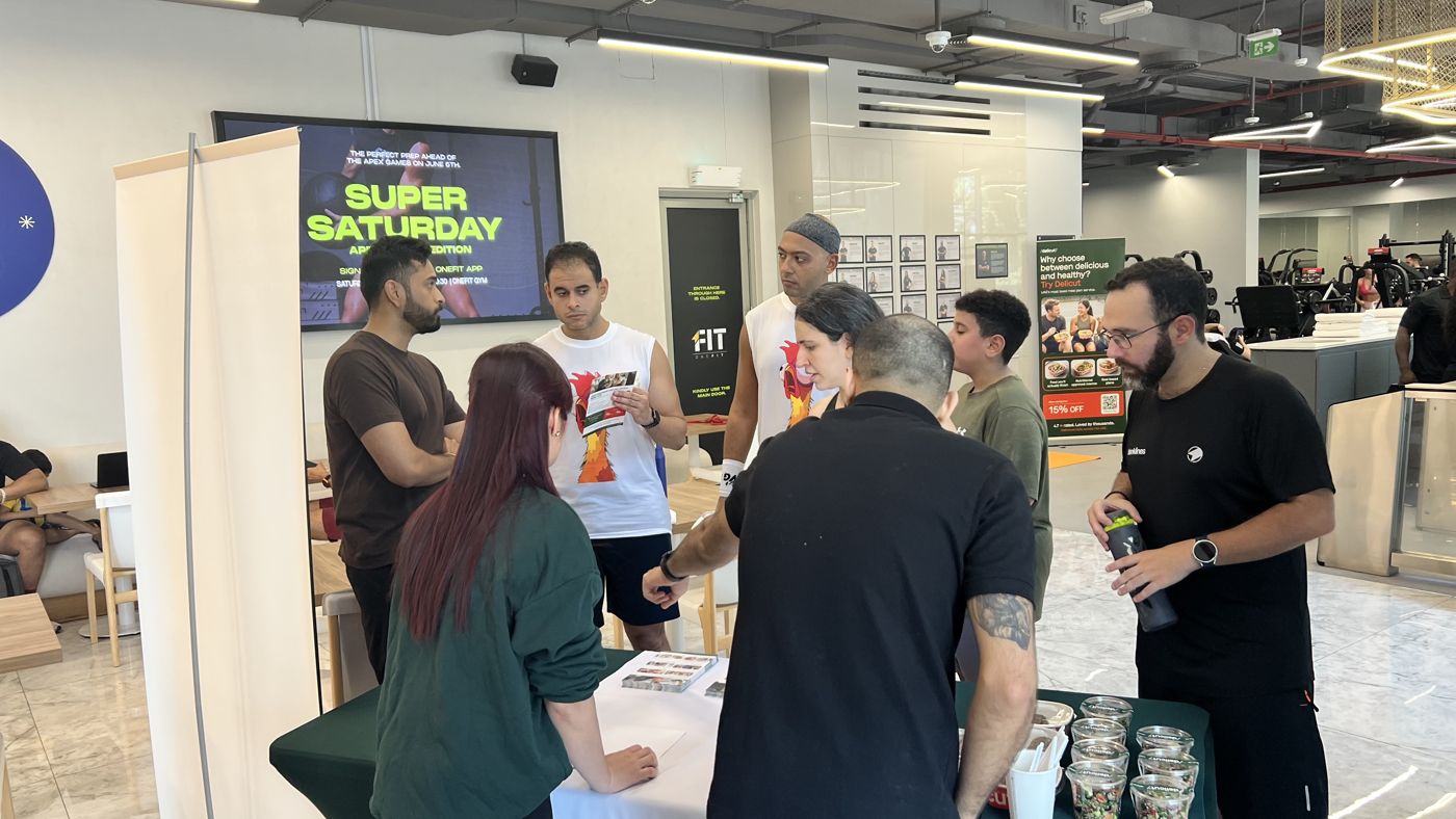 Delicut sampling session at a partner gym