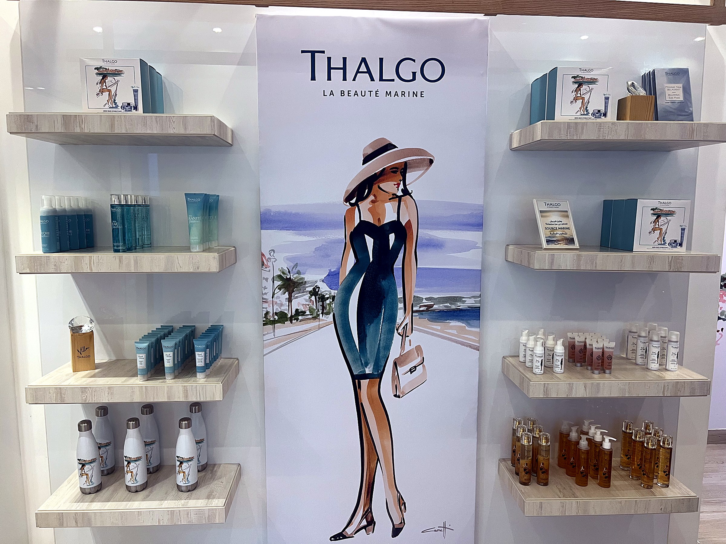 Thalgo retail wall display